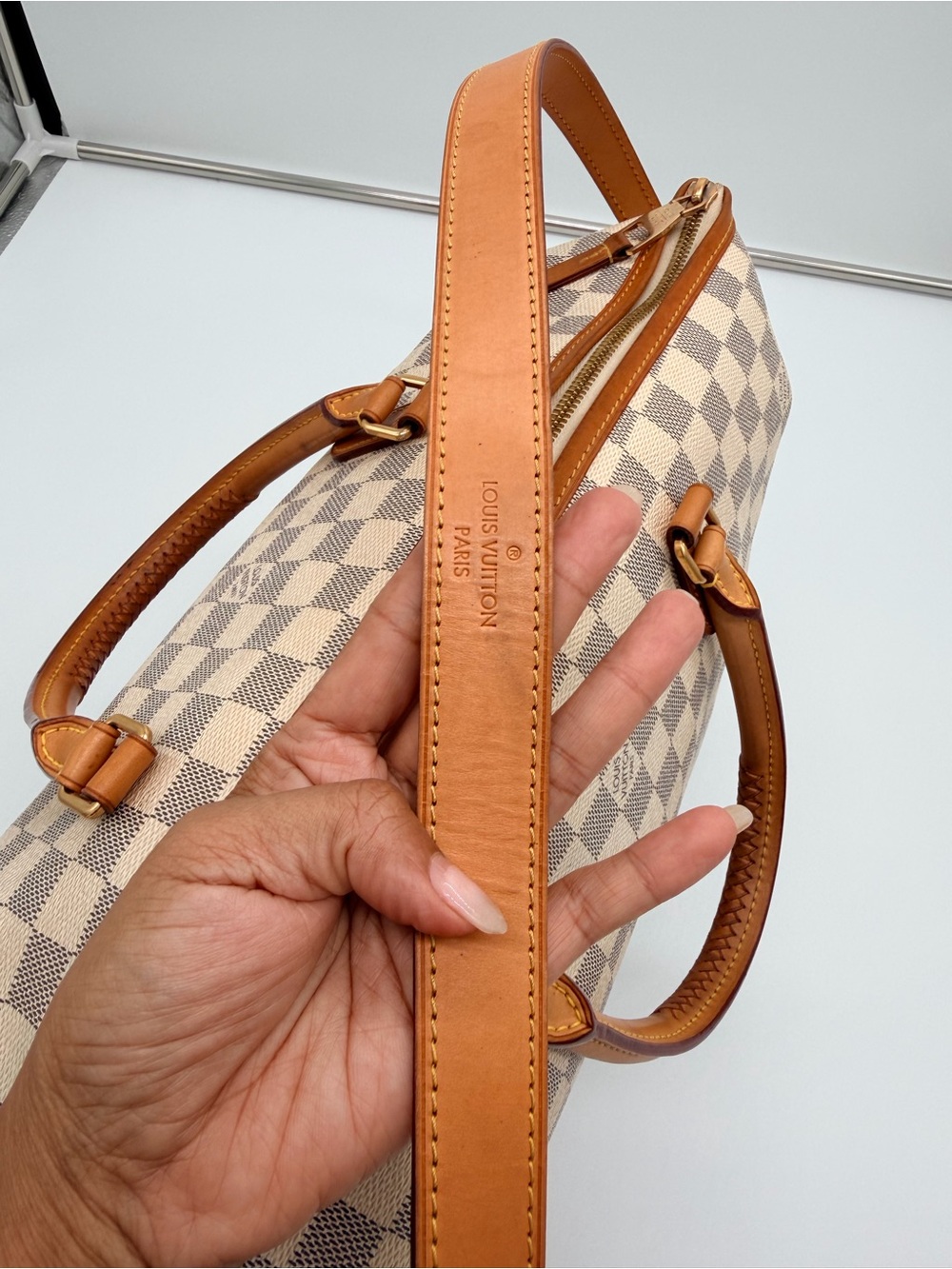 Louis Vuitton Damier Azur Riviera MM - Picture 9 of 13
